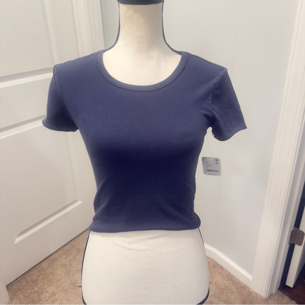 Free People Navy Crop Tee with Zipper Pocket | NWT. Xs